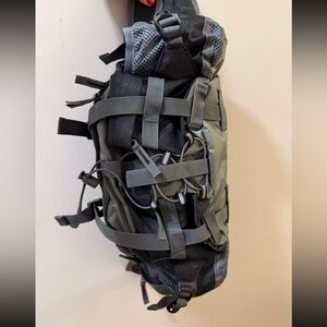 Viscne Outdoor Fanny Pack/ Waist Bag - NWOT